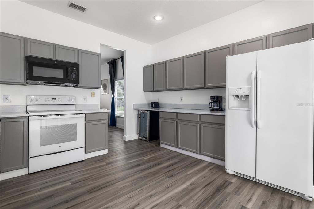 Slide show image of the Orlando Florida Home for Sale 10