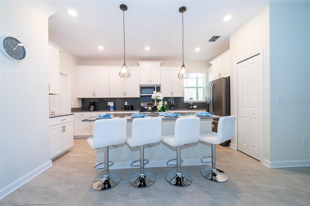 Slide show image of the Orlando Florida Home for Sale 07