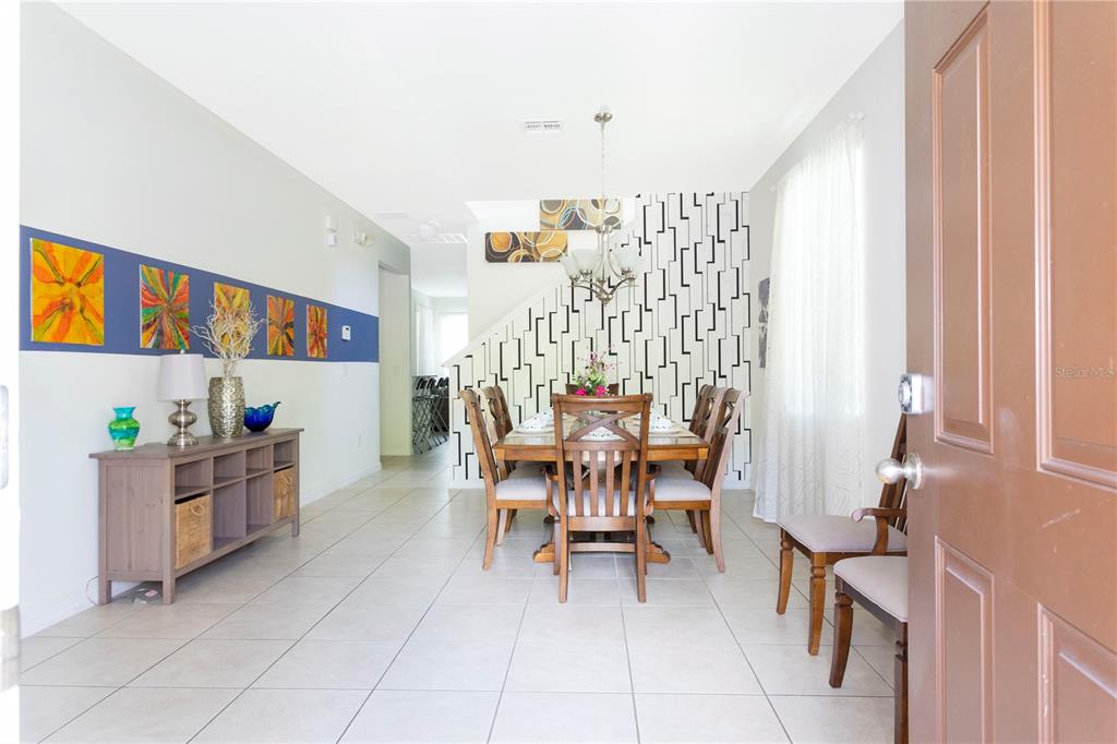 Slide show image of the Orlando Florida Home for Sale 02