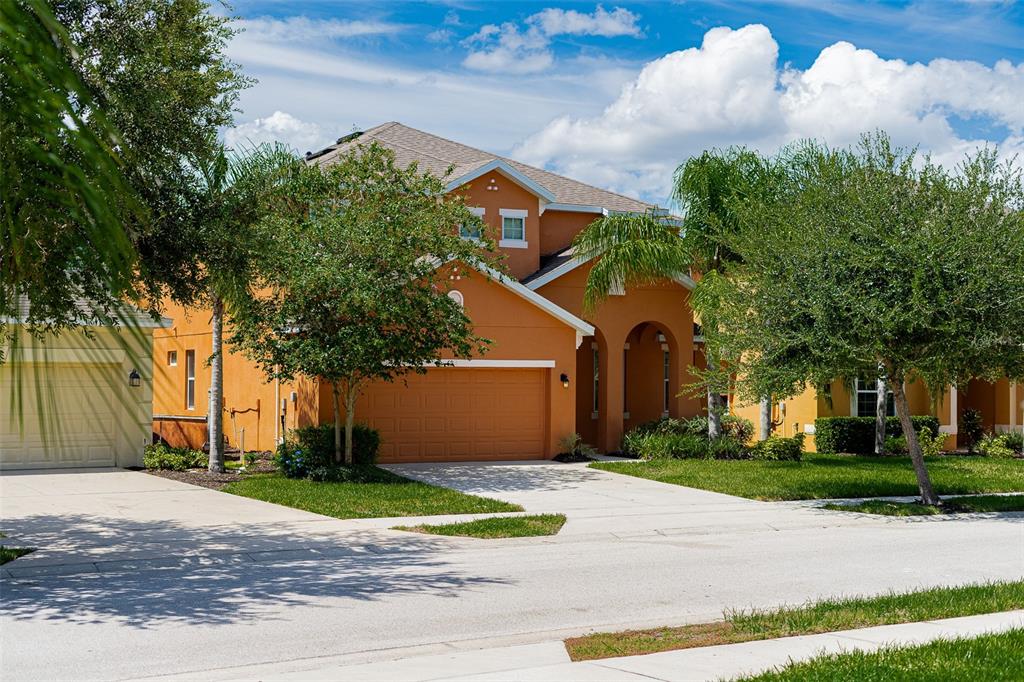 Slide show image of the Orlando Florida Home for Sale 03