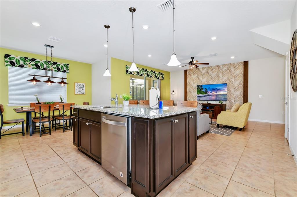 Slide show image of the Orlando Florida Home for Sale 06