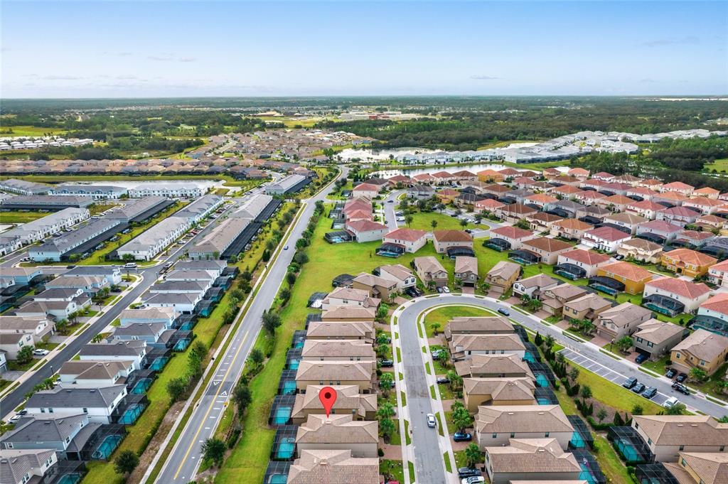 Slide show image of the Orlando Florida Home for Sale 46