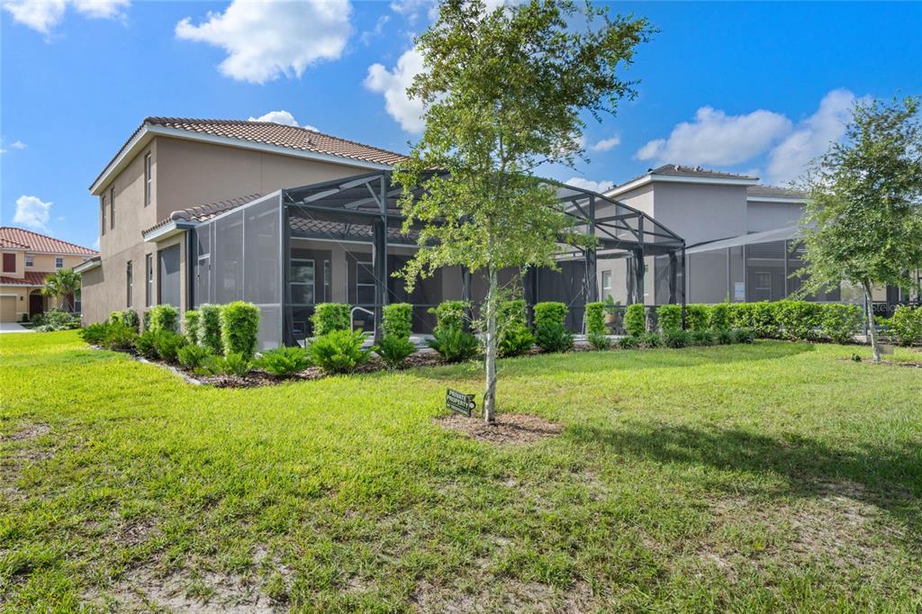 Slide show image of the Orlando Florida Home for Sale 40