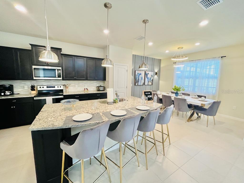 Slide show image of the Orlando Florida Home for Sale 07