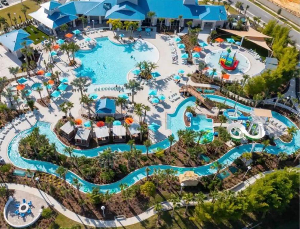 Slide show image of the Orlando Florida Home for Sale 33