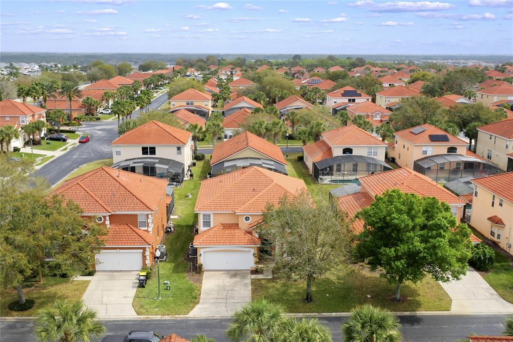 Slide show image of the Orlando Florida Home for Sale 51