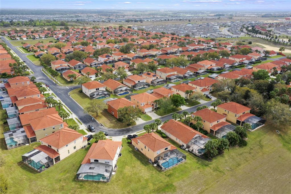 Slide show image of the Orlando Florida Home for Sale 54