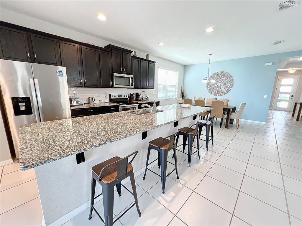 Slide show image of the Orlando Florida Home for Sale 05