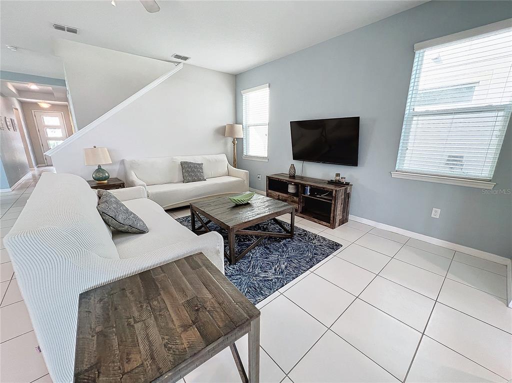 Slide show image of the Orlando Florida Home for Sale 08