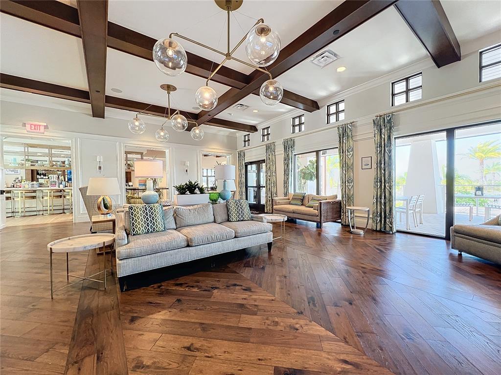 Slide show image of the Orlando Florida Home for Sale 44