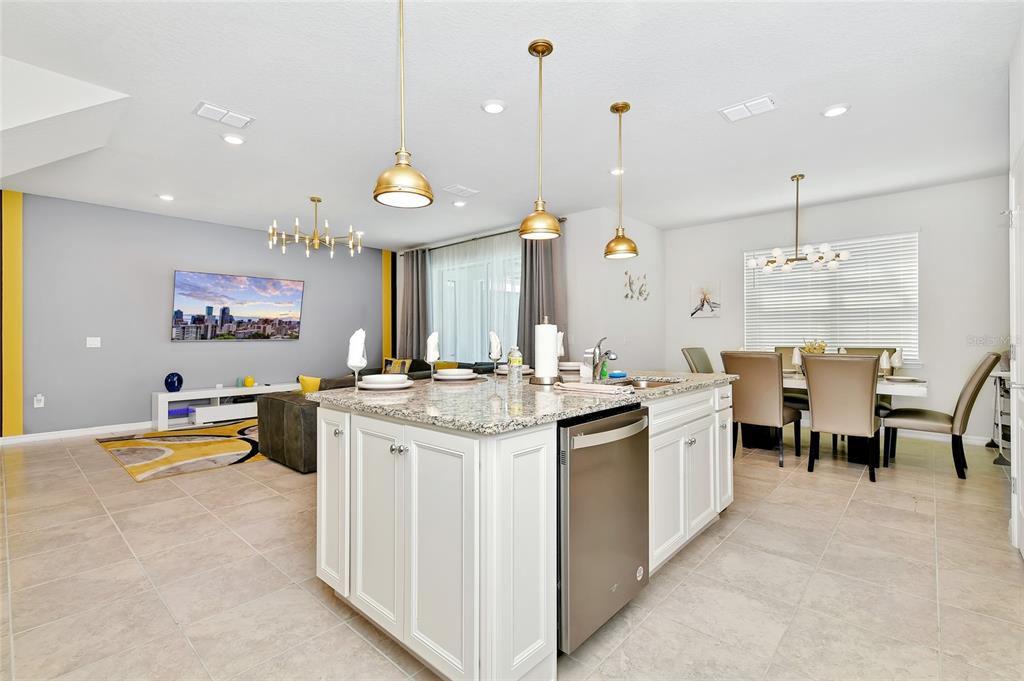 Slide show image of the Orlando Florida Home for Sale 20