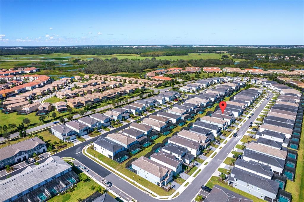 Slide show image of the Orlando Florida Home for Sale 53