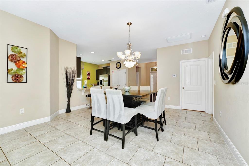 Slide show image of the Orlando Florida Home for Sale 04