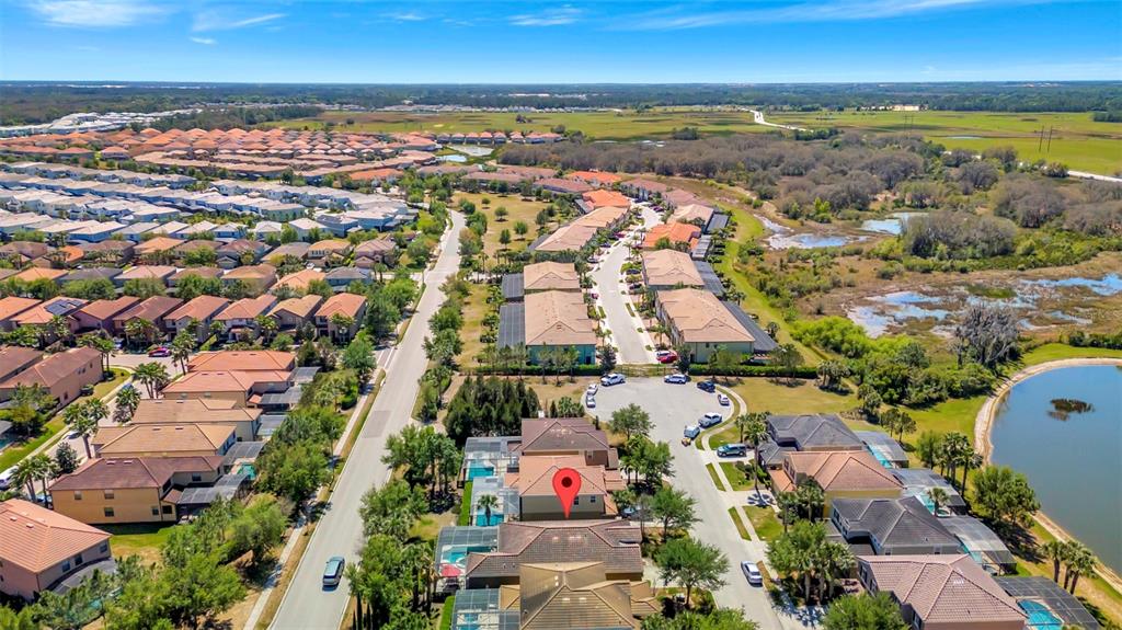 Slide show image of the Orlando Florida Home for Sale 46