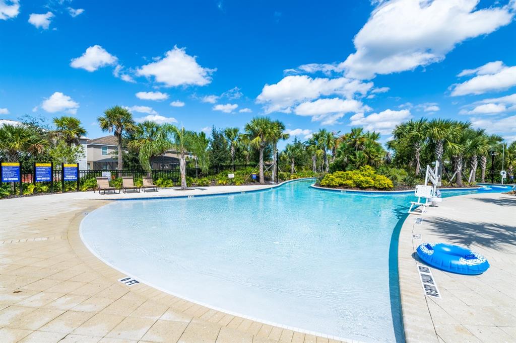 Slide show image of the Orlando Florida Home for Sale 60