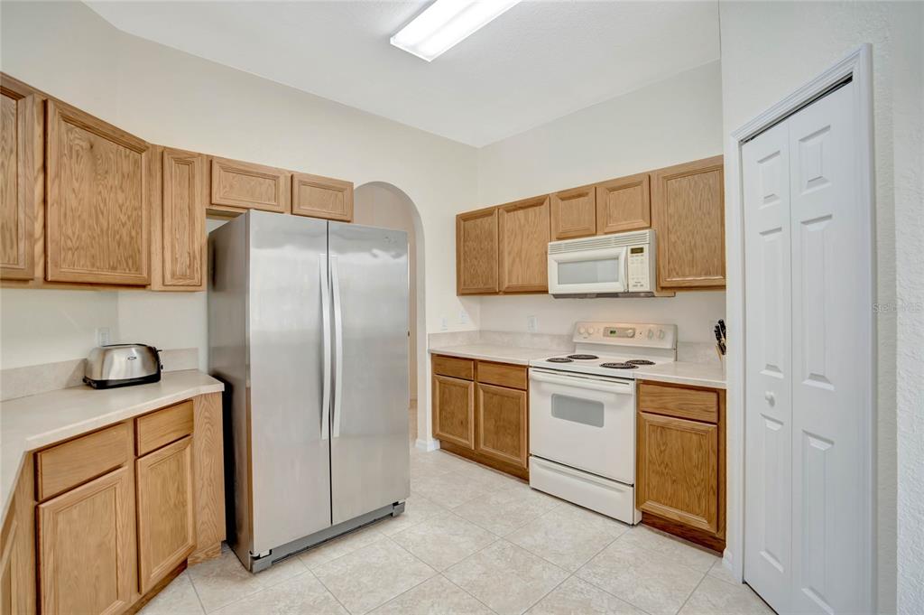 Slide show image of the Orlando Florida Home for Sale 12