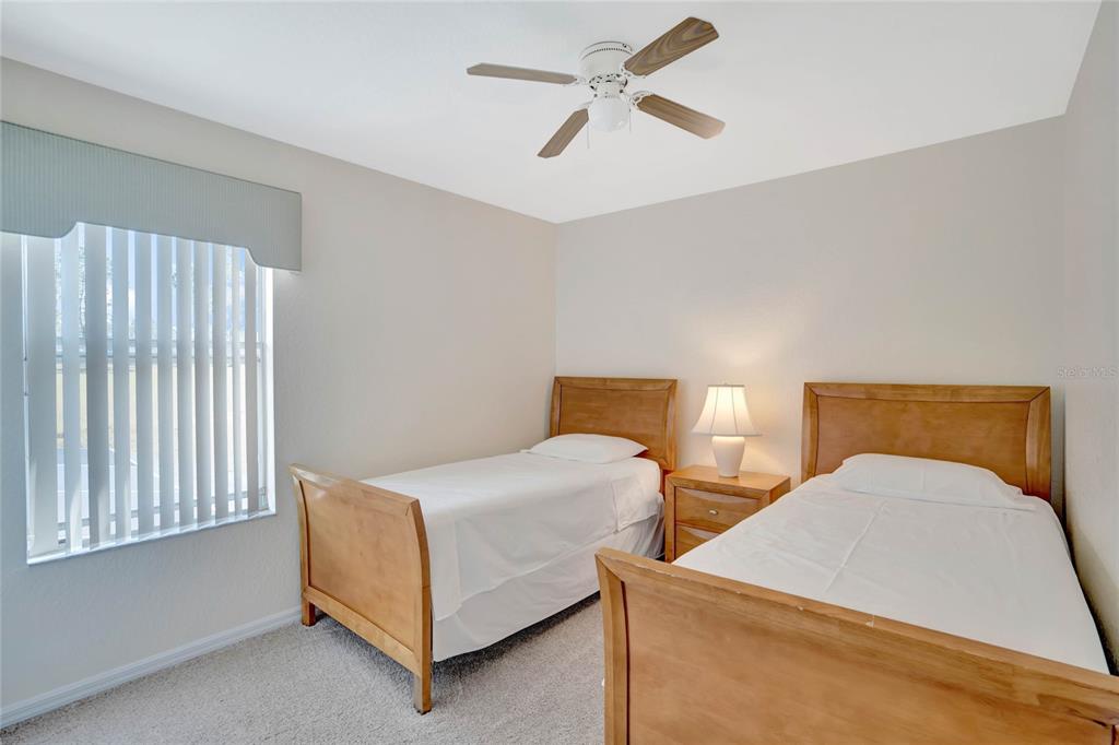 Slide show image of the Orlando Florida Home for Sale 16