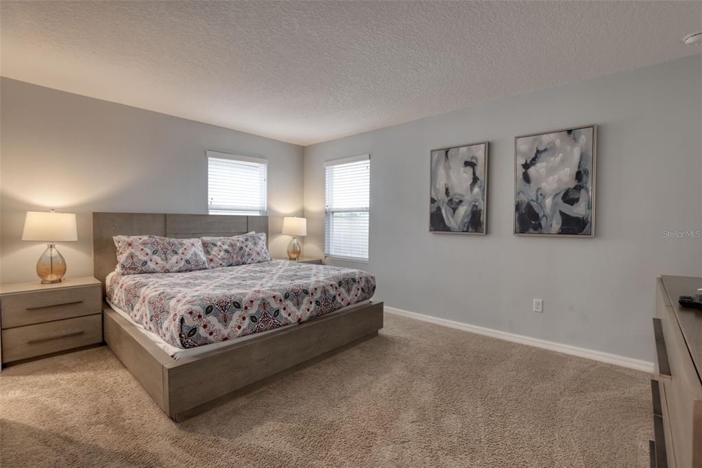 Slide show image of the Orlando Florida Home for Sale 20