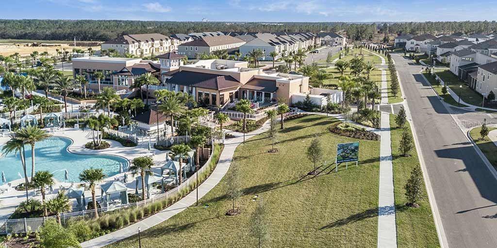 Slide show image of the Orlando Florida Home for Sale 46