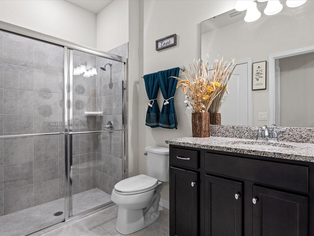 Slide show image of the Orlando Florida Home for Sale 14