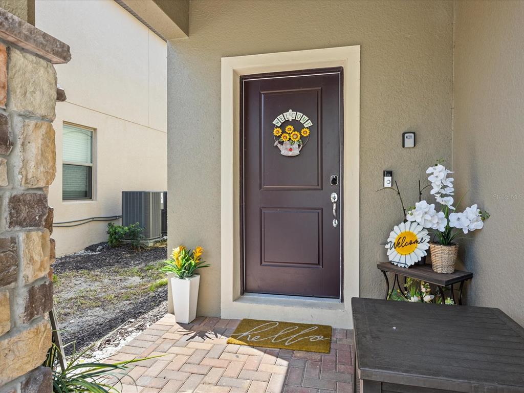 Slide show image of the Orlando Florida Home for Sale 03