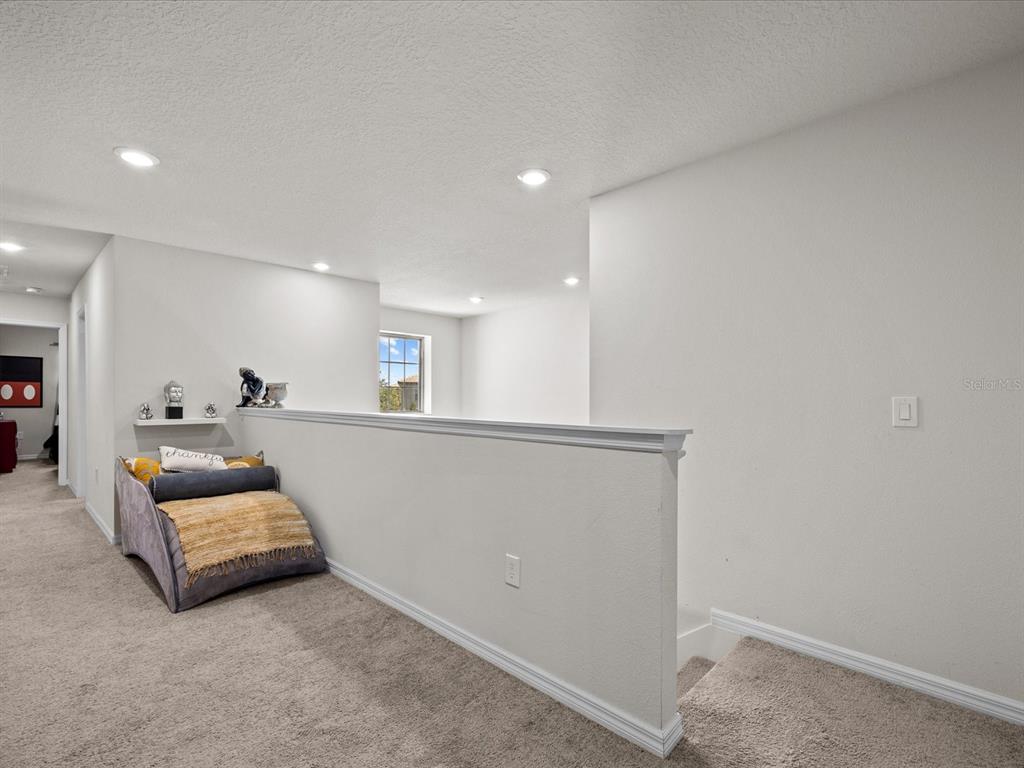 Slide show image of the Orlando Florida Home for Sale 15