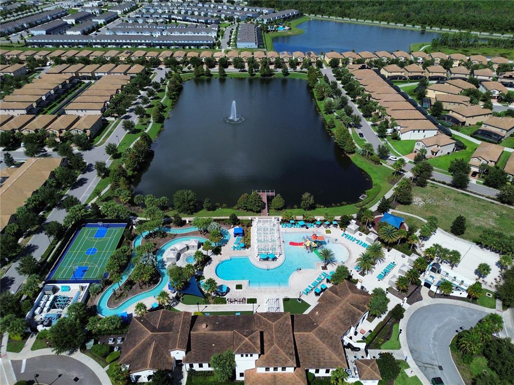 Slide show image of the Orlando Florida Home for Sale 49