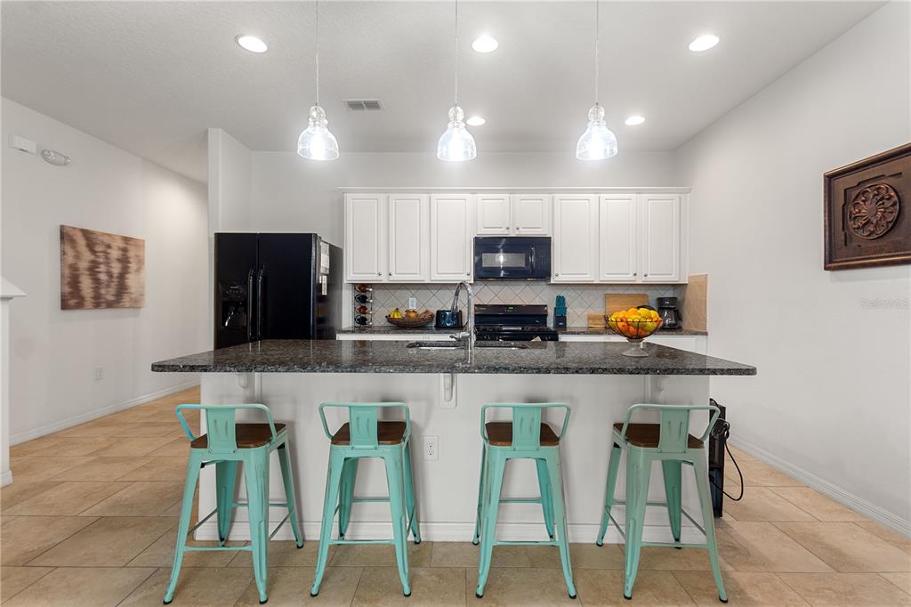 Slide show image of the Orlando Florida Home for Sale 13