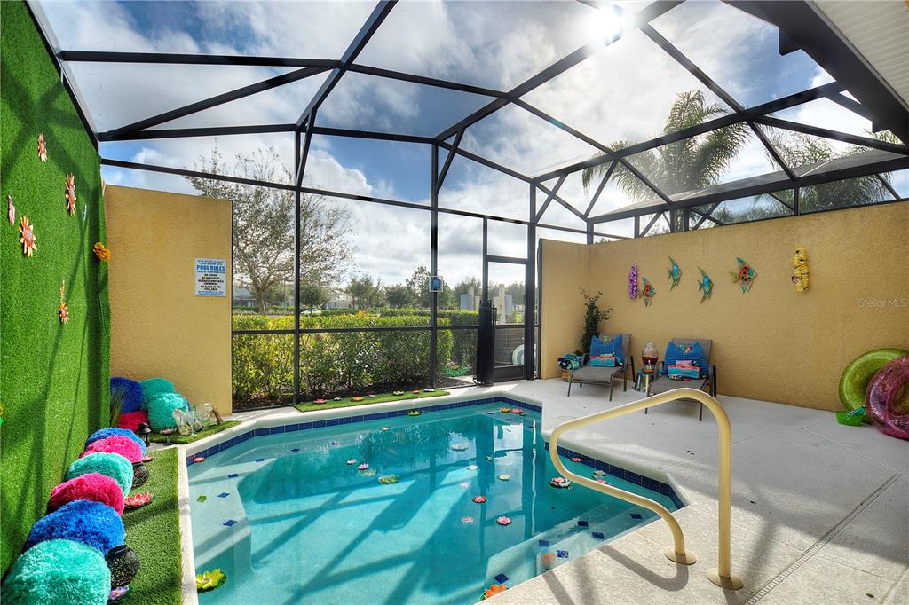 Slide show image of the Orlando Florida Home for Sale 22