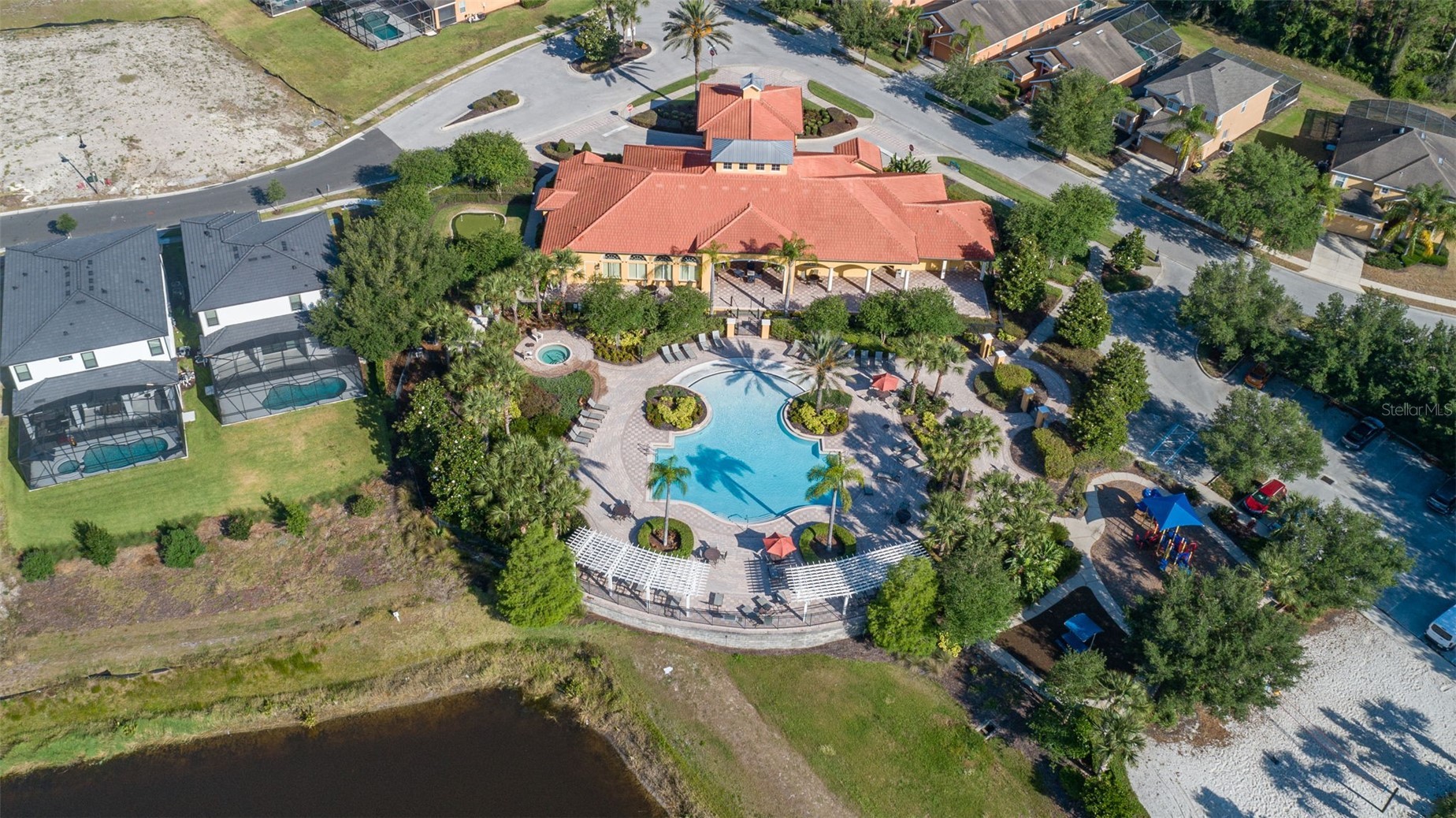 Slide show image of the Orlando Florida Home for Sale 68