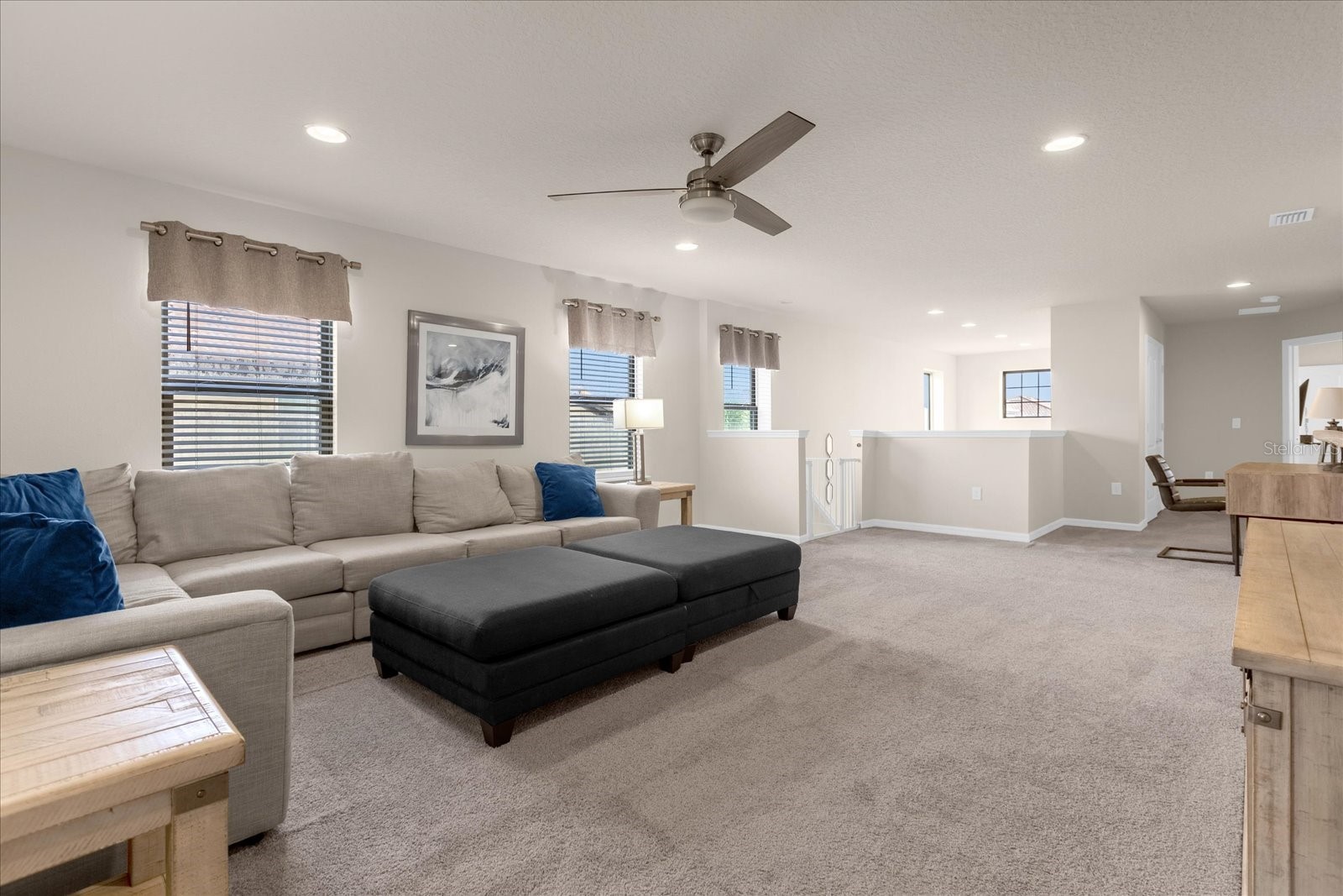 Slide show image of the Orlando Florida Home for Sale 19