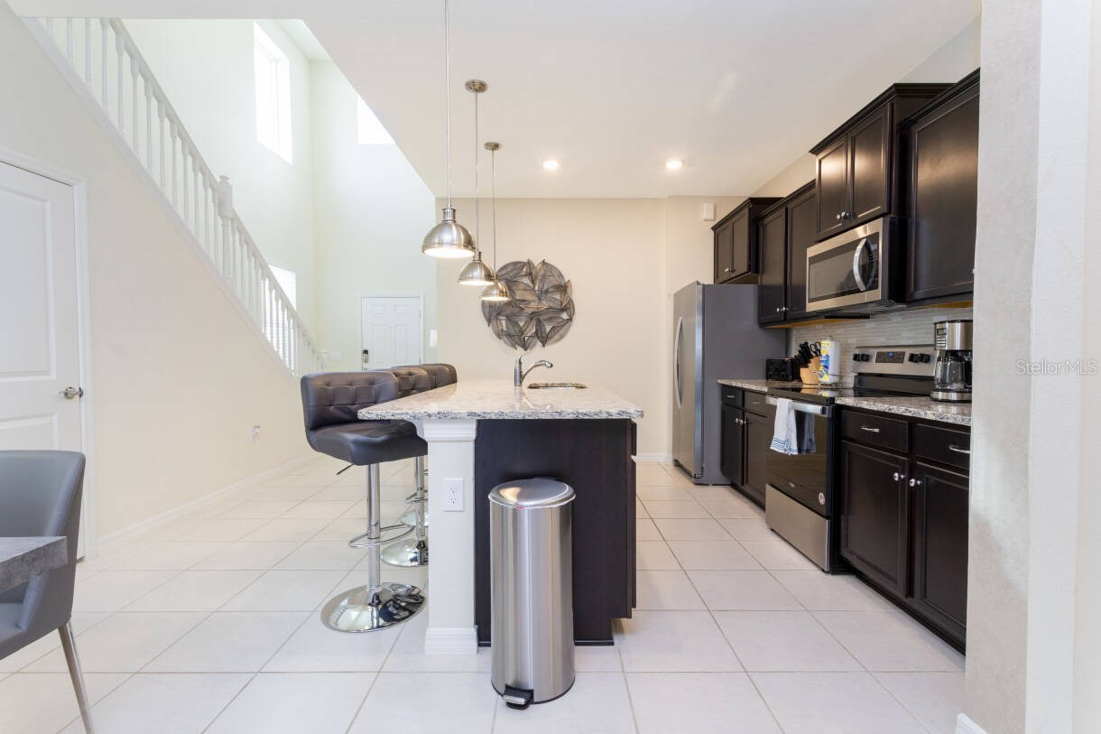 Slide show image of the Orlando Florida Home for Sale 16