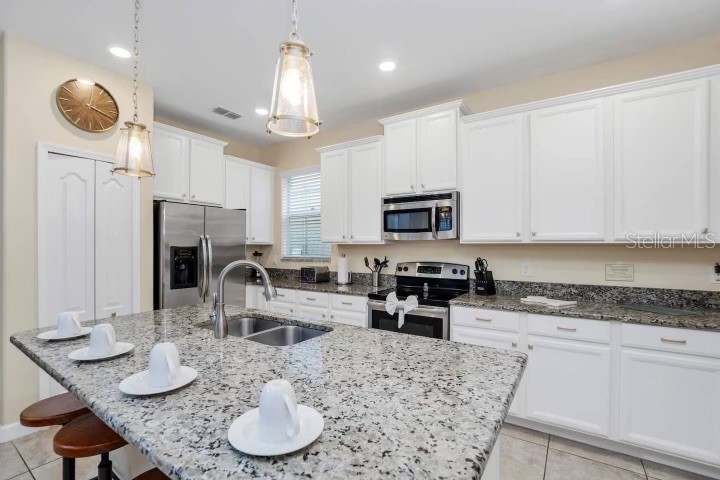 Slide show image of the Orlando Florida Home for Sale 02