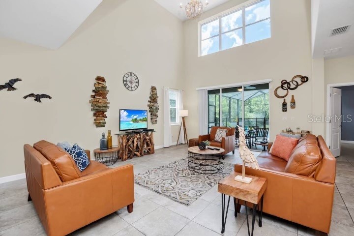 Slide show image of the Orlando Florida Home for Sale 12