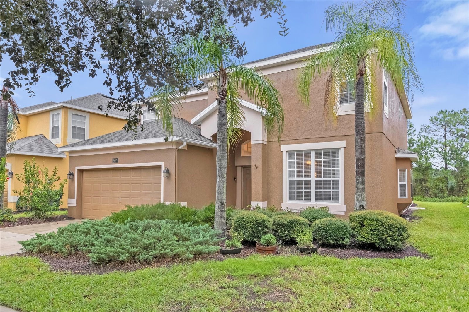 Slide show image of the Orlando Florida Home for Sale 03