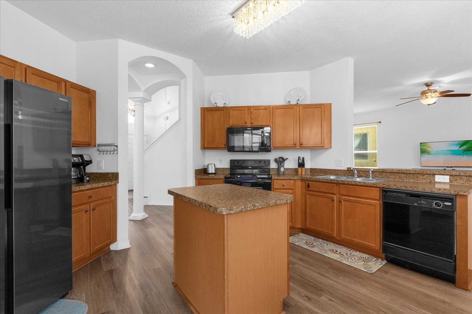 Slide show image of the Orlando Florida Home for Sale 11