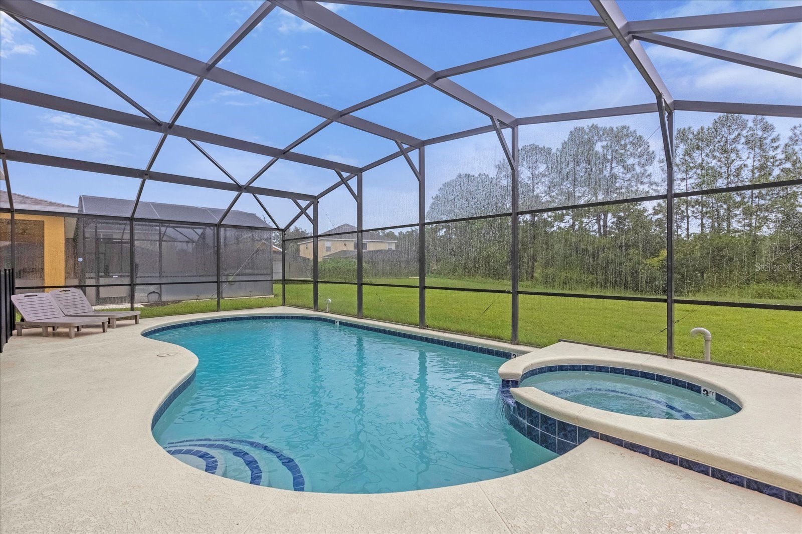 Slide show image of the Orlando Florida Home for Sale 44