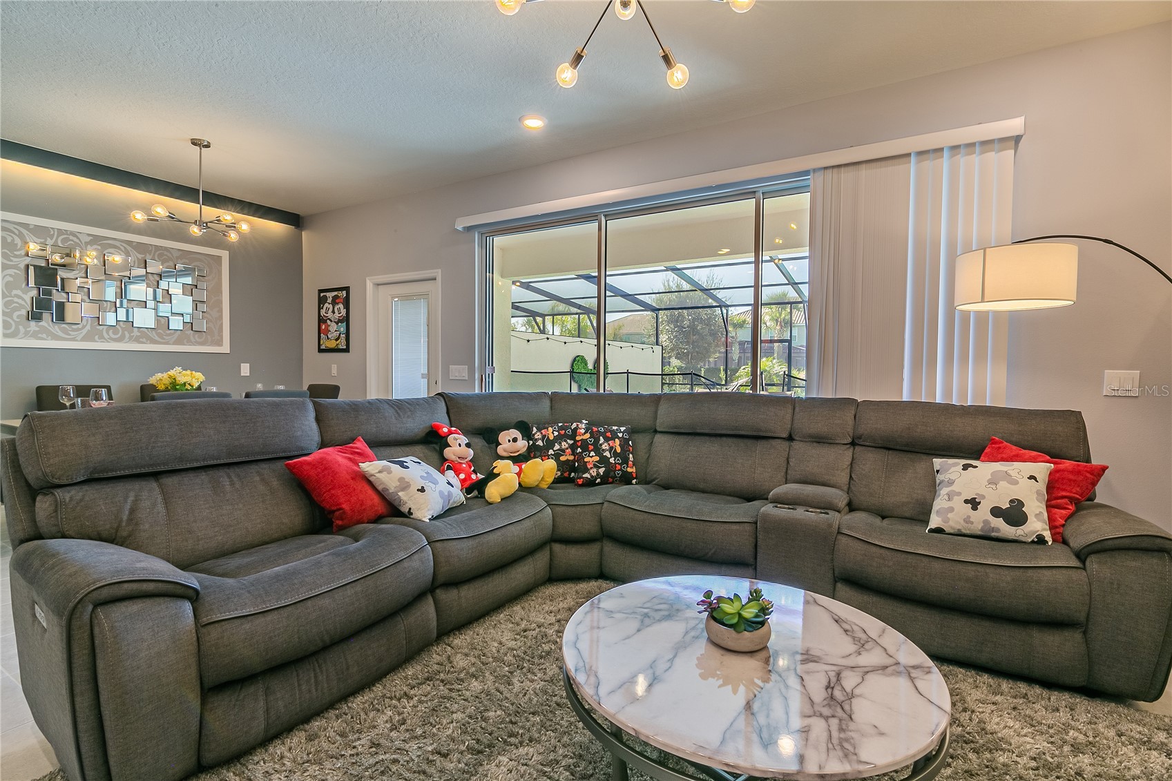 Slide show image of the Orlando Florida Home for Sale 07