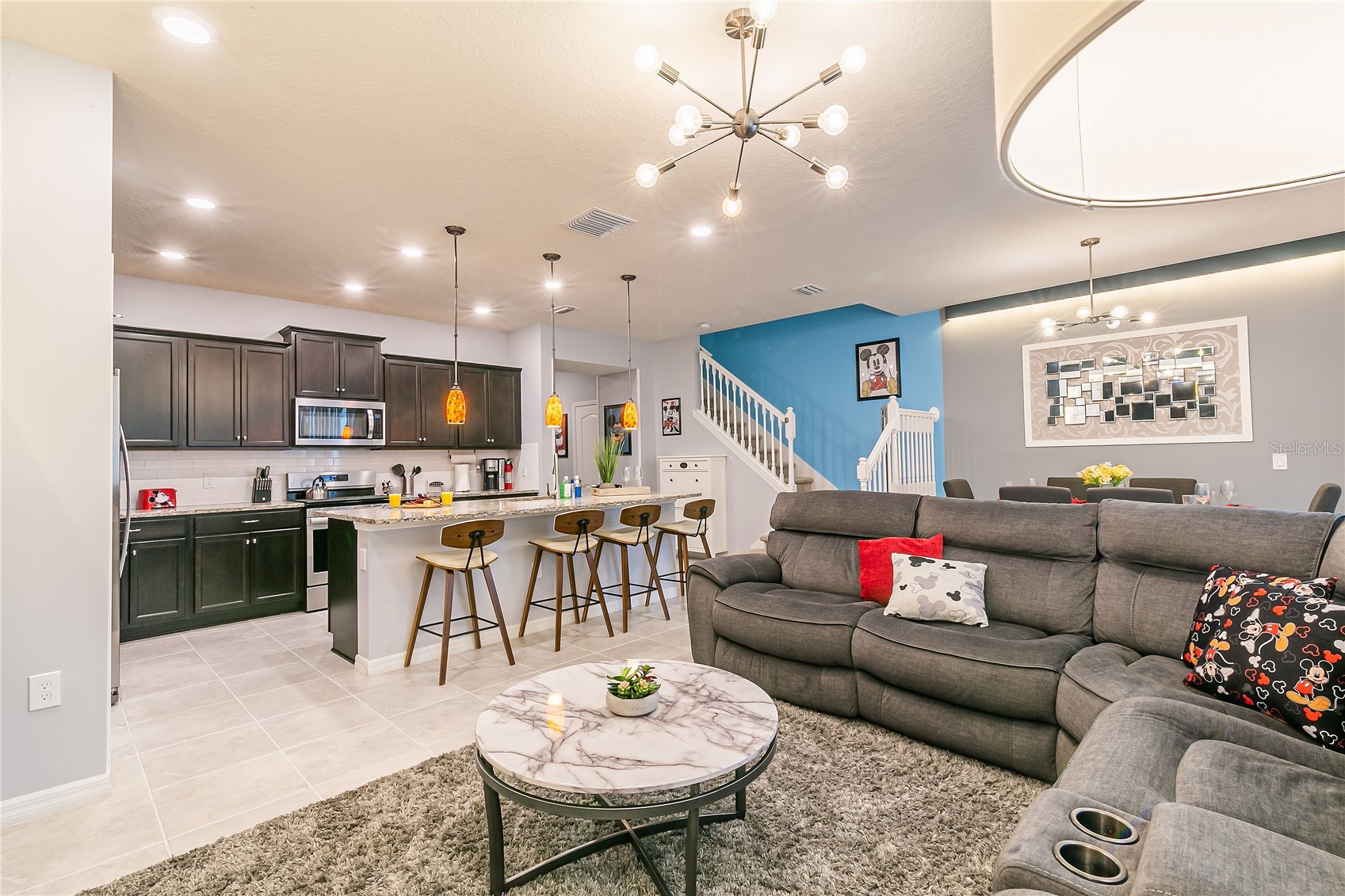 Slide show image of the Orlando Florida Home for Sale 08