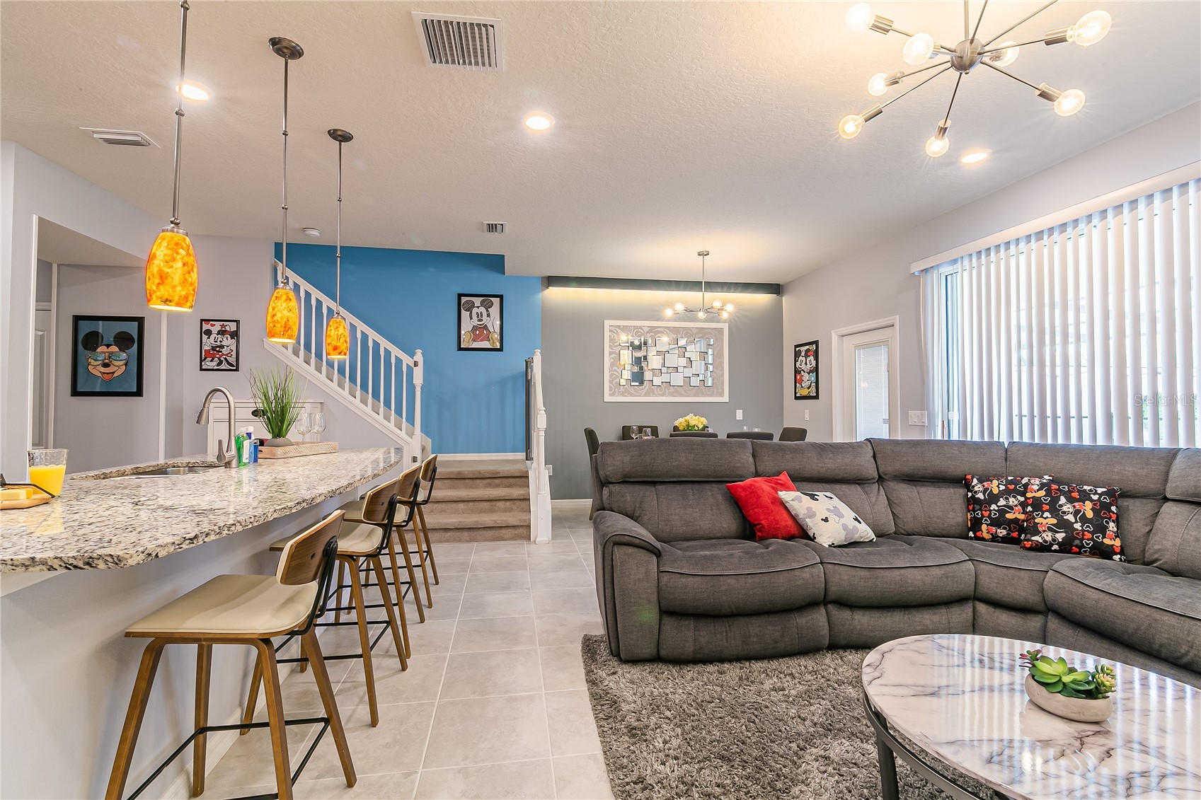 Slide show image of the Orlando Florida Home for Sale 10