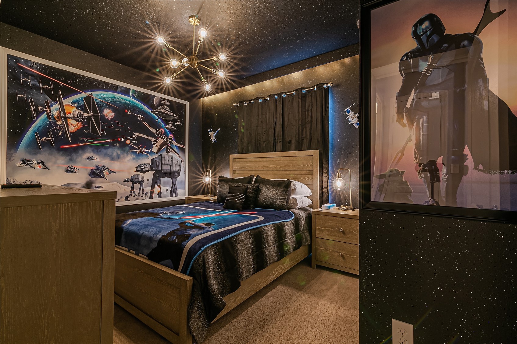 Slide show image of the Orlando Florida Home for Sale 19