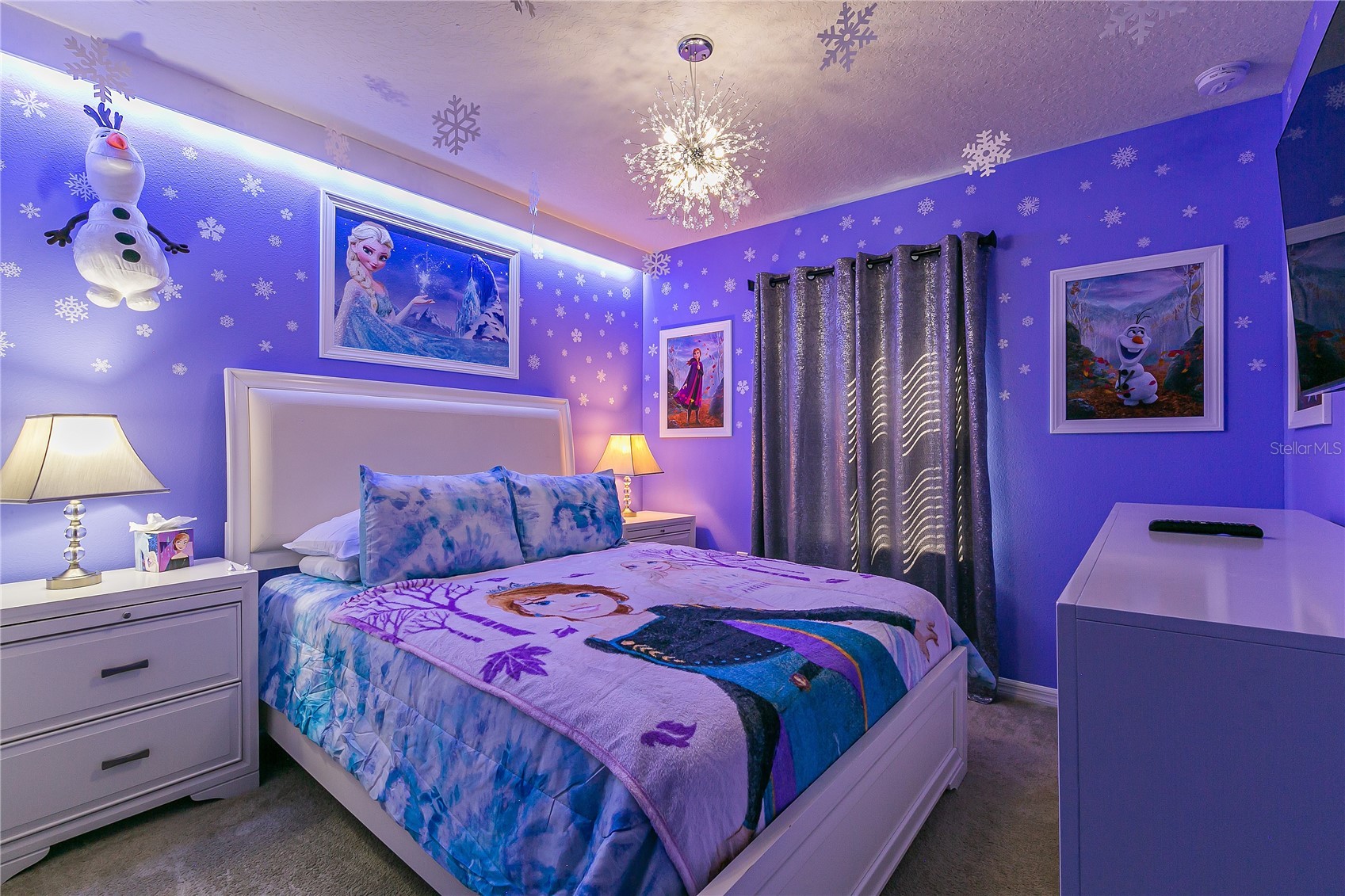 Slide show image of the Orlando Florida Home for Sale 27