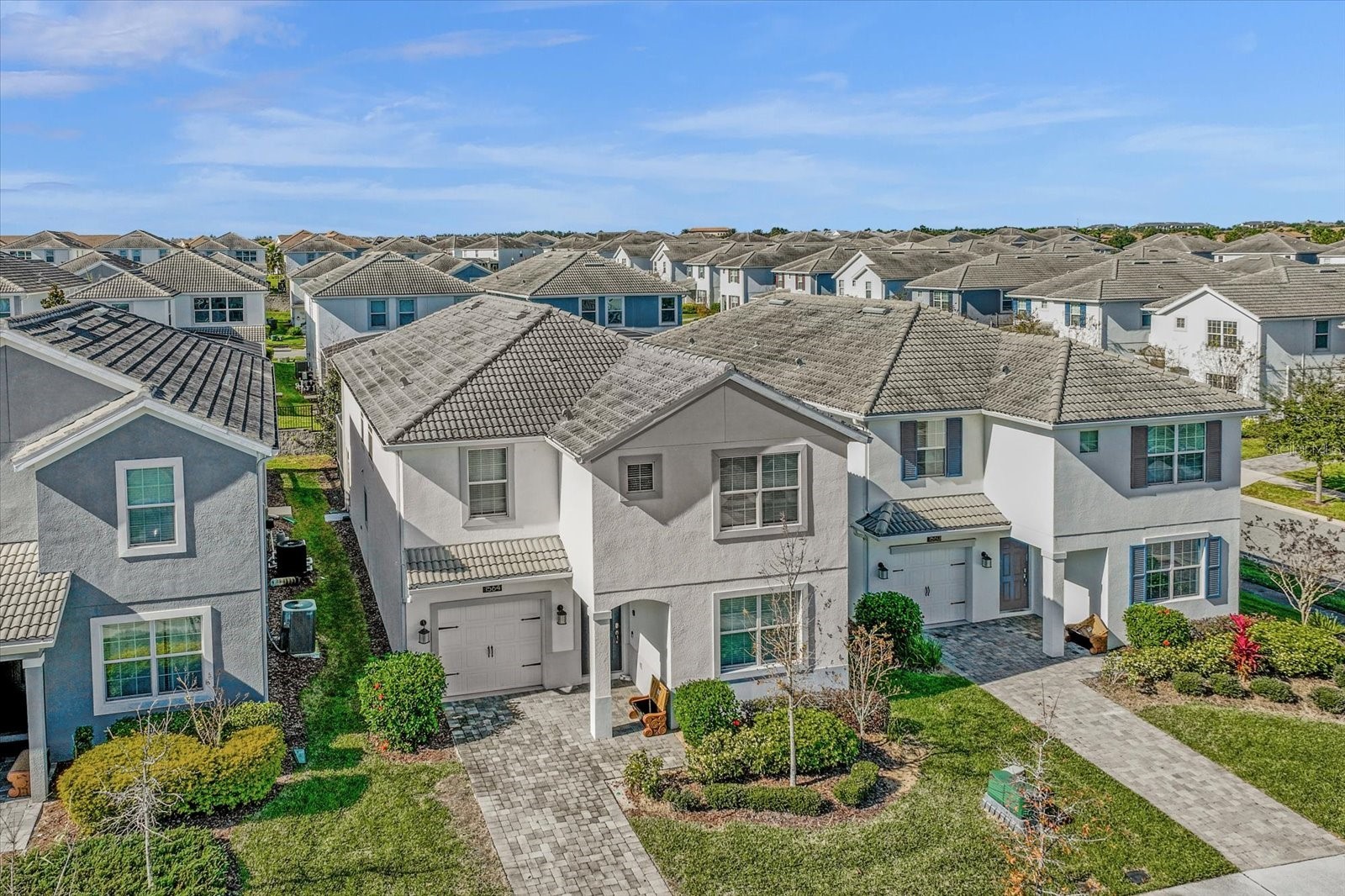 Slide show image of the Orlando Florida Home for Sale 02