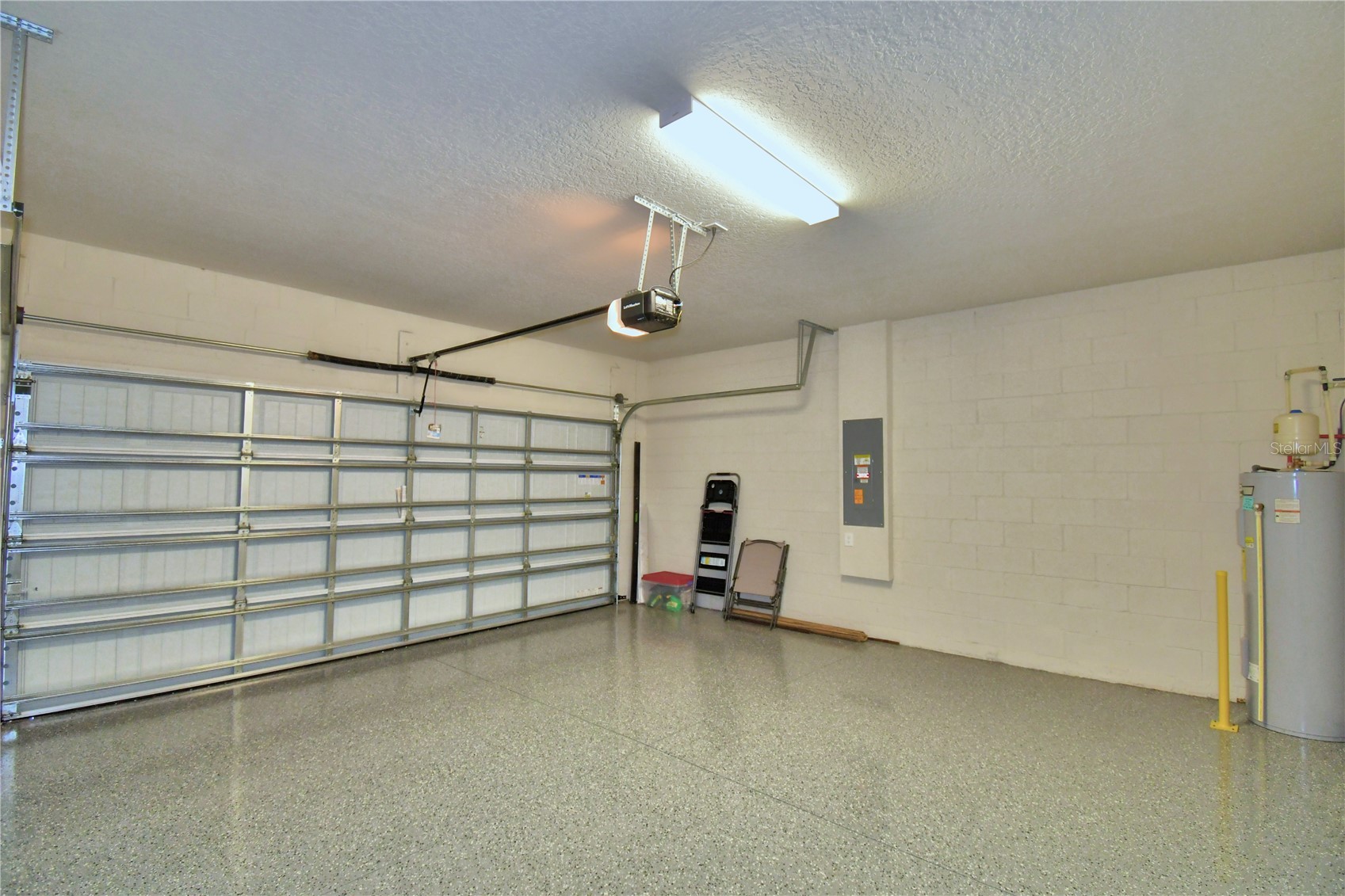 Slide show image of the Orlando Florida Home for Sale 06