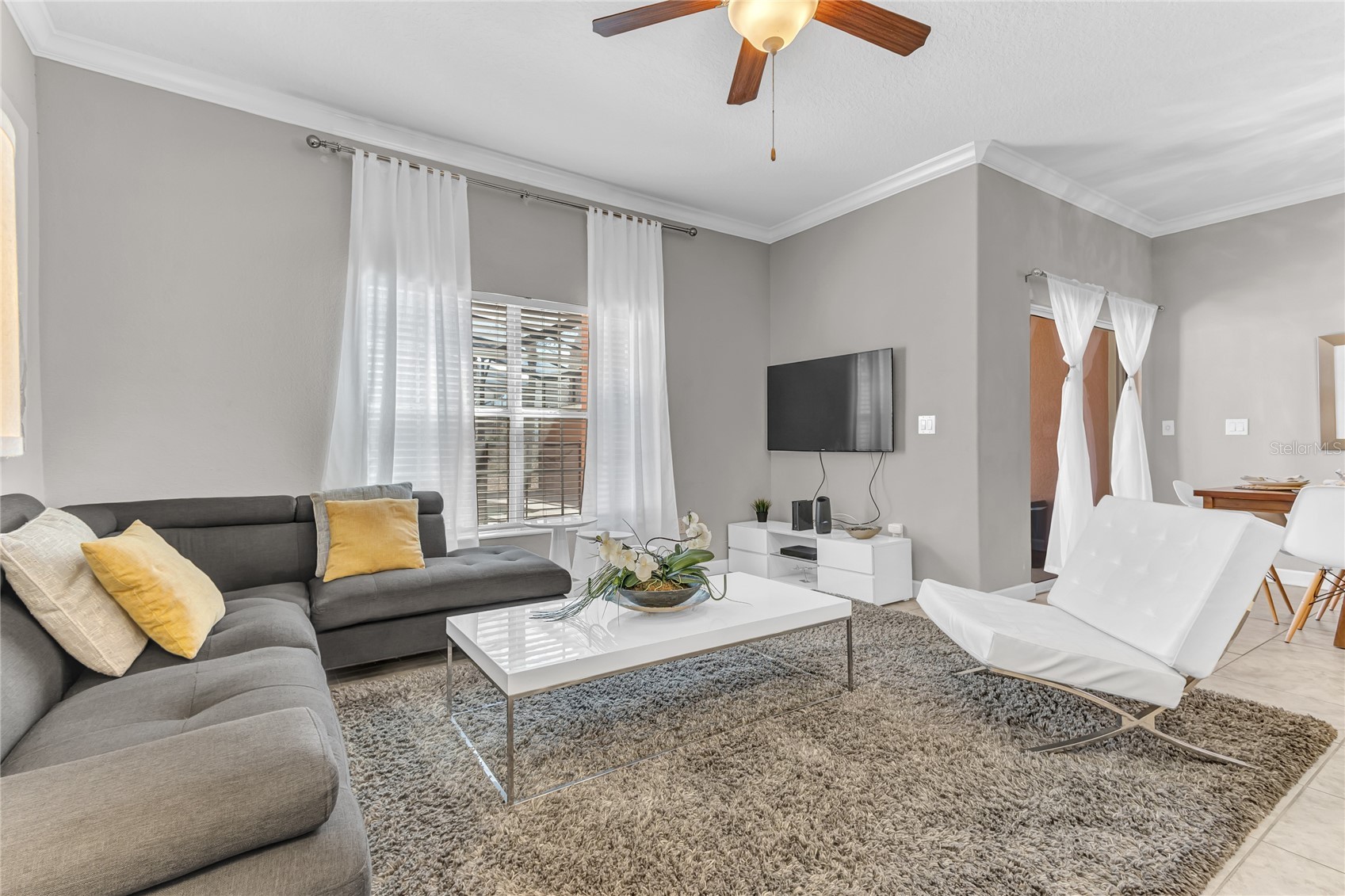 Slide show image of the Orlando Florida Home for Sale 05