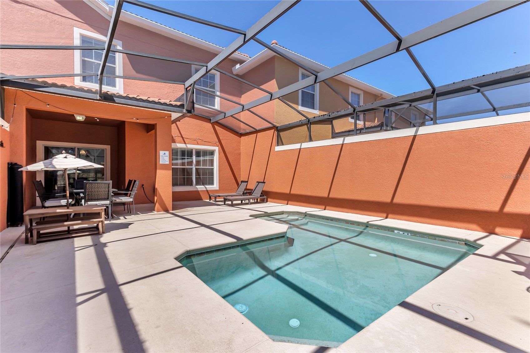 Slide show image of the Orlando Florida Home for Sale 18