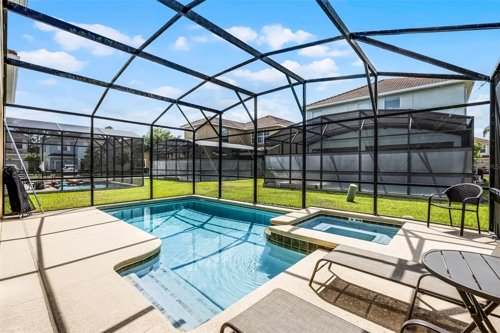Slide show image of the Orlando Florida Home for Sale 41