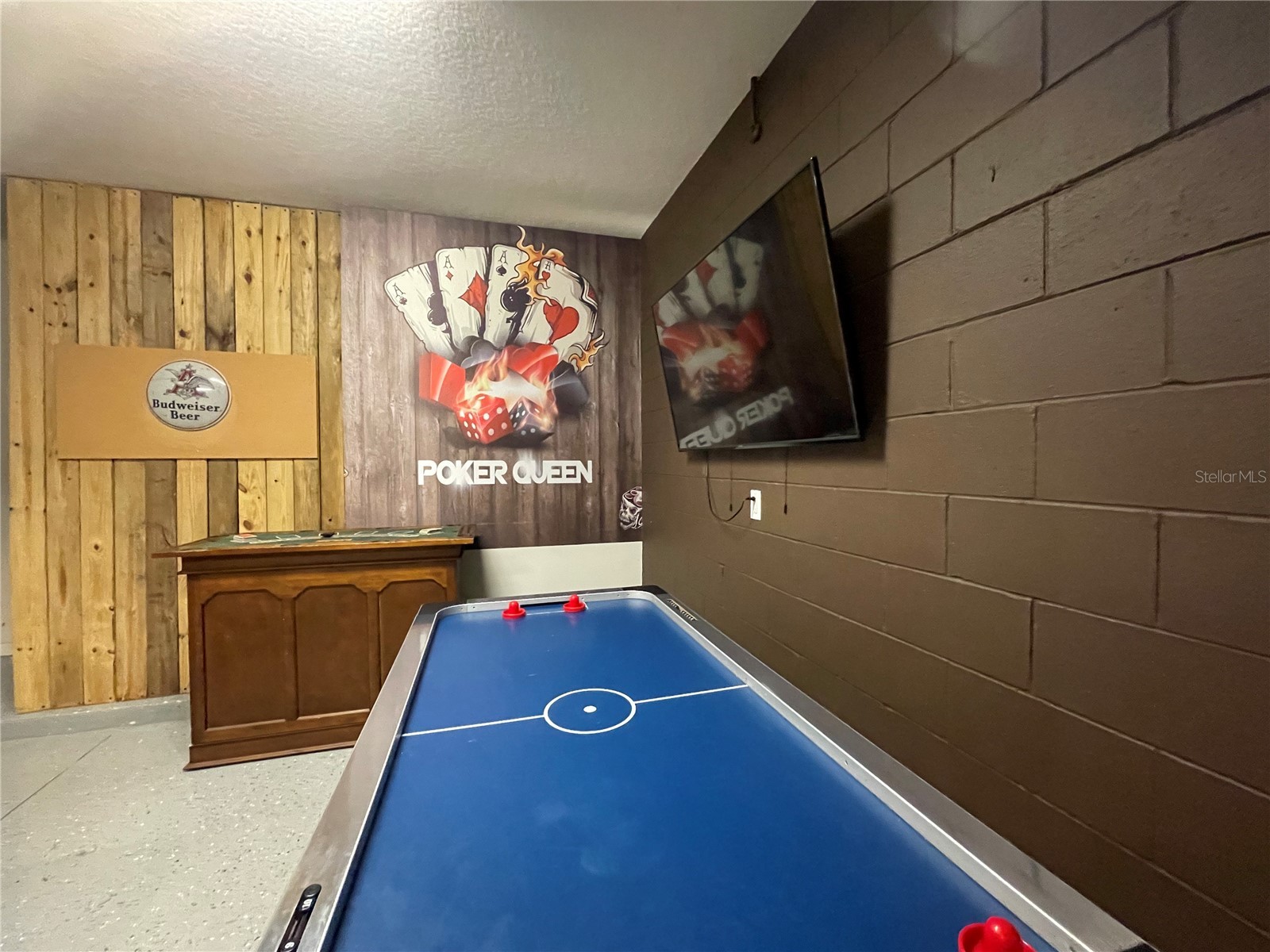 Slide show image of the Orlando Florida Home for Sale 11