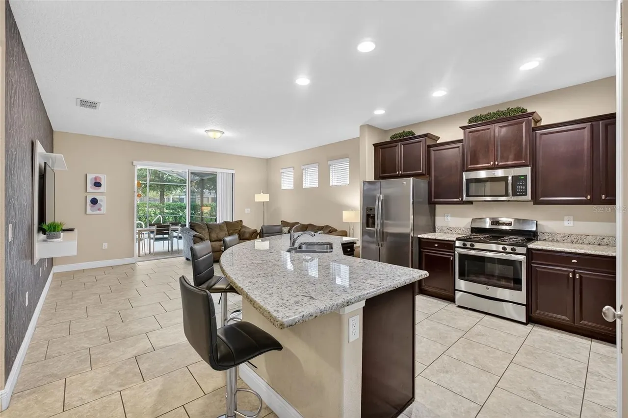 Slide show image of the Orlando Florida Home for Sale 05