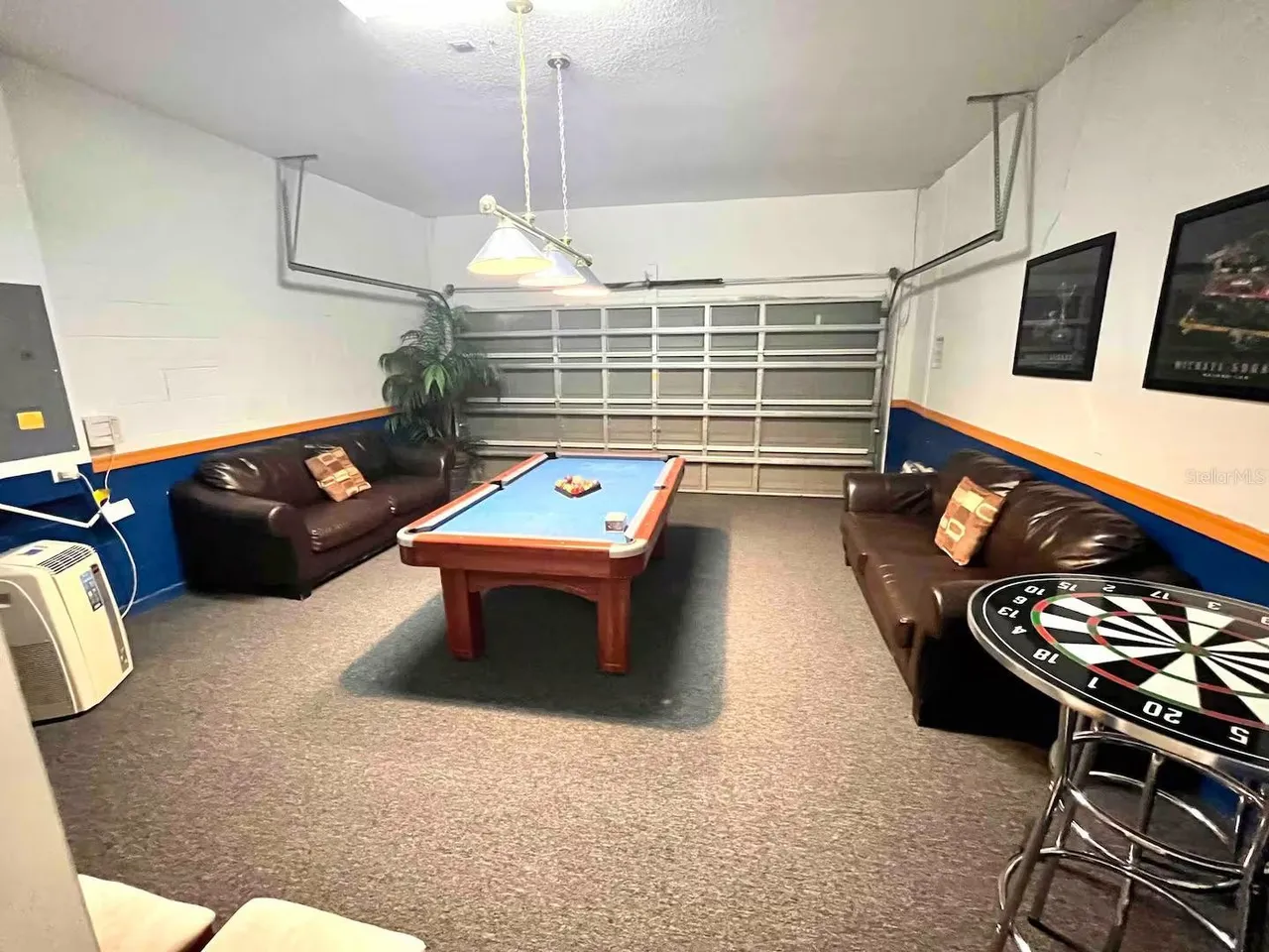 Slide show image of the Orlando Florida Home for Sale 24